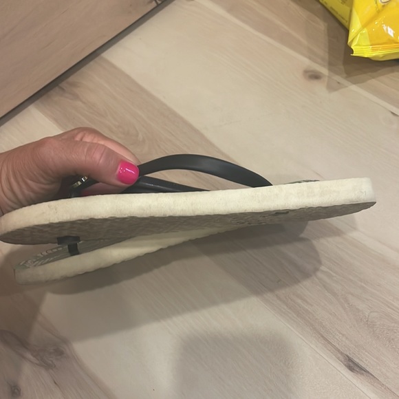 Tory Burch Flip Flops - Picture 3 of 4